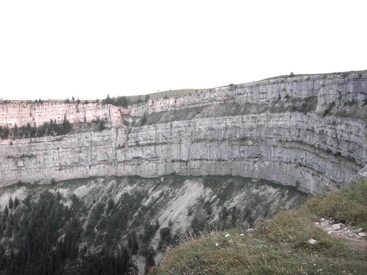 Littoral Lac Gorgier Екстериор снимка